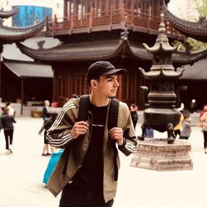 Meet your Posher, Jose